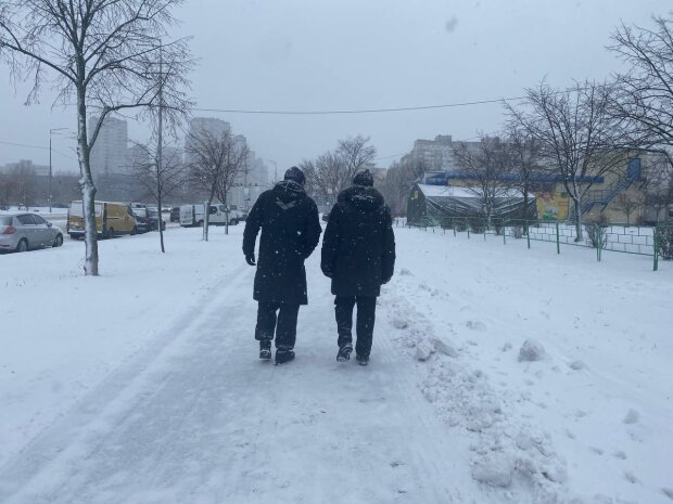 Украинцы, снег, зима. Фото: Знай.ua