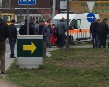 Во Львове пьяный водитель насмерть сбил женщину на тротуаре (фото)