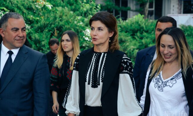 Марина Порошенко нарвалась на праведный гнев украинцев из-за комедии о войне на Донбассе: "Пора уже отправить туда их детей"