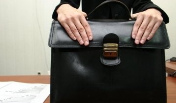 Кабмин "забыл" о новых зарплатах госслужащих