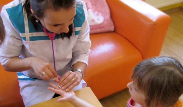 В одеській поліклініці у дитини відмовилися брати аналіз крові без "внеску"