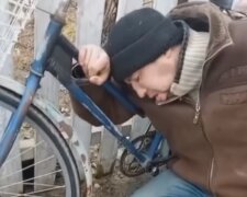 Алкоголізм, кадр з відео