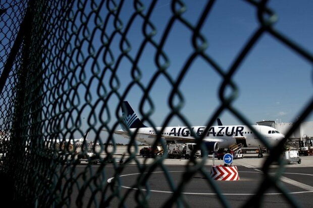 авиакомпания Aigle Azur отменила все рейсы в Украину