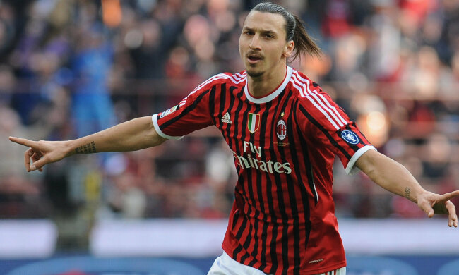 До футбольного клубу "Мілан" повернувся легендарний форвард: перший матч – перший гол