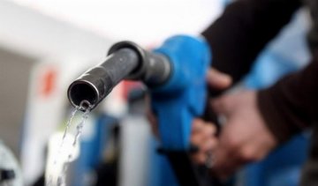 В Еміратах попити води дорожче, ніж заправити авто