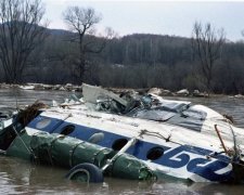  У  аварії вертольота над російською тайгою загинуло троє людей