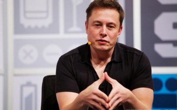 Инвесторы Tesla хотят закрыть рот Маску