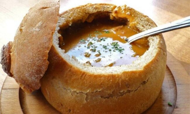 Не выбрасываем, а готовим: простые и вкусные блюда из черствого хлеба