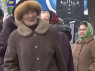 Пенсіонери. Фото: скрін youtube