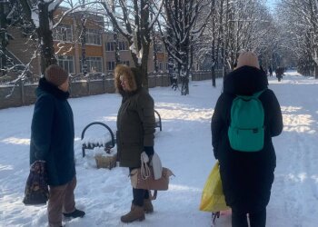 Украинцы на улице, фото: Знай.ua