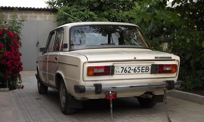 гумові "хвостики" на бампері, фото: maximonline