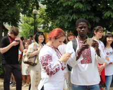 Бажаючих стати українцем чекає справжнє випробування