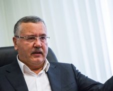 Гриценко однією фразою "зламав" Вакарчука: "Н**рін йти в політику?"