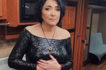 "Одруження" Лоліти: Мілявська похвалилась букетом від улюбленої жінки