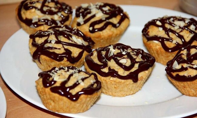 Рецепт бананово-овсяных кексов с арахисовым маслом для сладкоежек: быстрые и невероятно вкусные