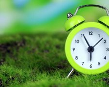 Переход на летнее время в Украине: когда и зачем переводить стрелки