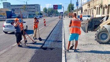 Ремонт дорожнього покриття на Миколаївській дорозі в Одесі