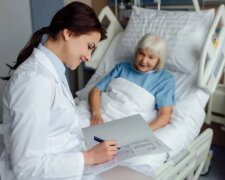 Пацієнт у лікарні / фото: depositphotos