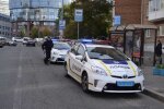 У Львові неадекват збив беззахисного малюка і втік, патрульні отетеріли: "Ледь витягли з машини"