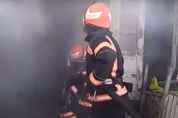 На Буковині слідом за "Розмою" згорів ще один завод - купка попелу