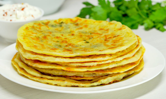 Вкусные сырные лепешки всего за 20 минут