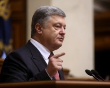 Порошенко зібрався дебатувати на "Олімпійському" 14 квітня з квитковими операторами