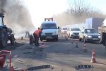 Окружна дорога на Харківщині усипана ямами, кадр з репортажу джедаї: YouTube