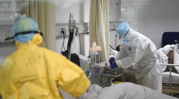 Киев побил коронавирусный рекорд, все выходит из-под контроля: "Только вчера было..."