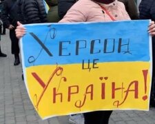 Окупанти вивезли "Гради" з Херсона та планують провокації для створення "ХНР": обстріляти та провести референдум