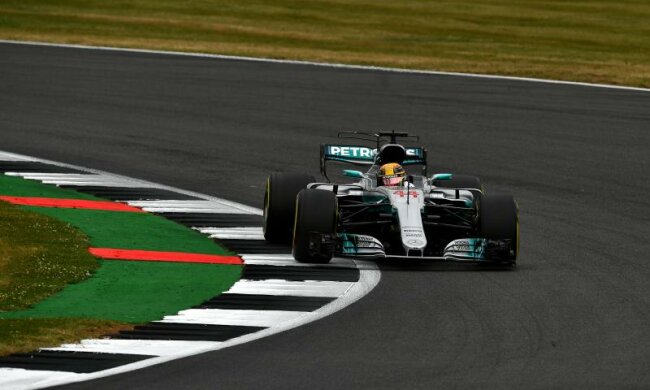 Формула-1: Гемільтон завоював поул Гран-прі Великобританії