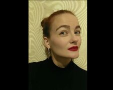 Коханка Тарзана зовсім знахабніла і поглумилася з Корольової: "Красная помада мне идет..."