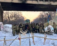 Корнейчук: многим во власти выгодна блокада