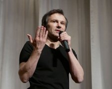 Вакарчук потужно присоромив Тимошенко одним питанням: "Повинна скласти мандат"