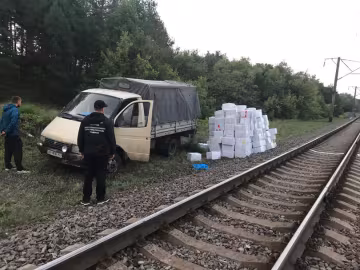 Под Харьковом устроили погоню за поездом, мчал на всех парах к Путину: видео форсажа
