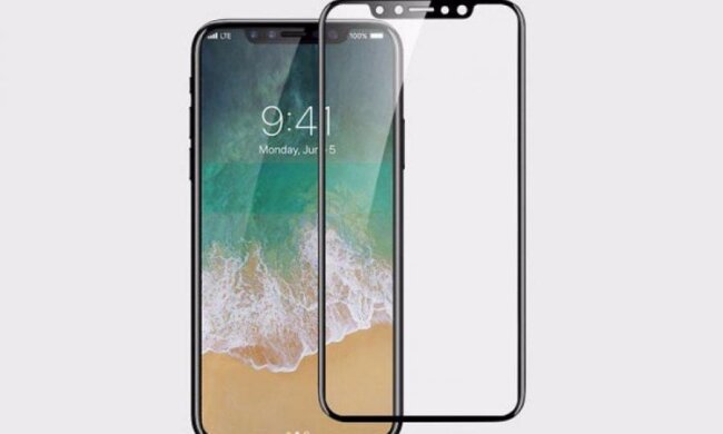 iPhone 8 засвітився в офіційному чохлі
