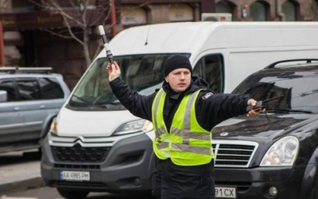 Последнее "киевское" предупреждение: сеть поразил неутешительный подарок когуту парковки