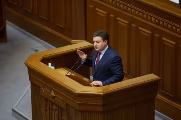 Віктор Бондар озвучив схеми підкупу українців, які реалізовує влада