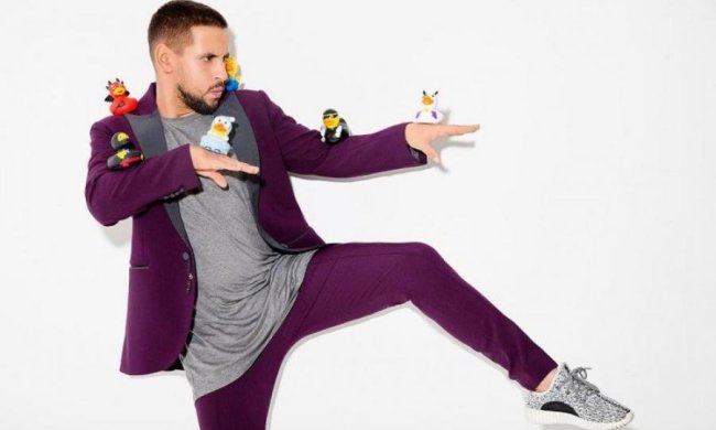 Вместо собаки: Монатик показал, кто теперь стережет его двор