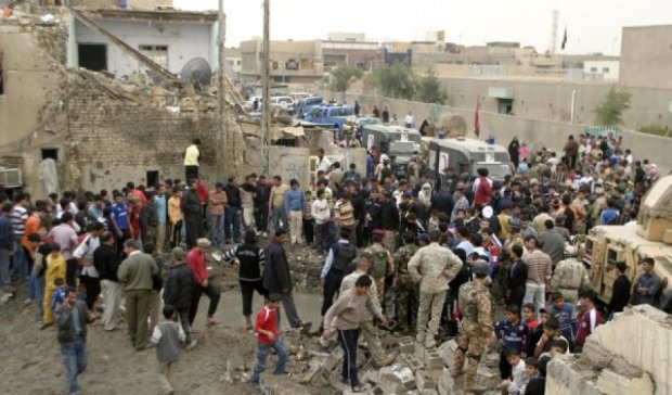 В результате взрыва в Багдаде погибли не менее 76 человек