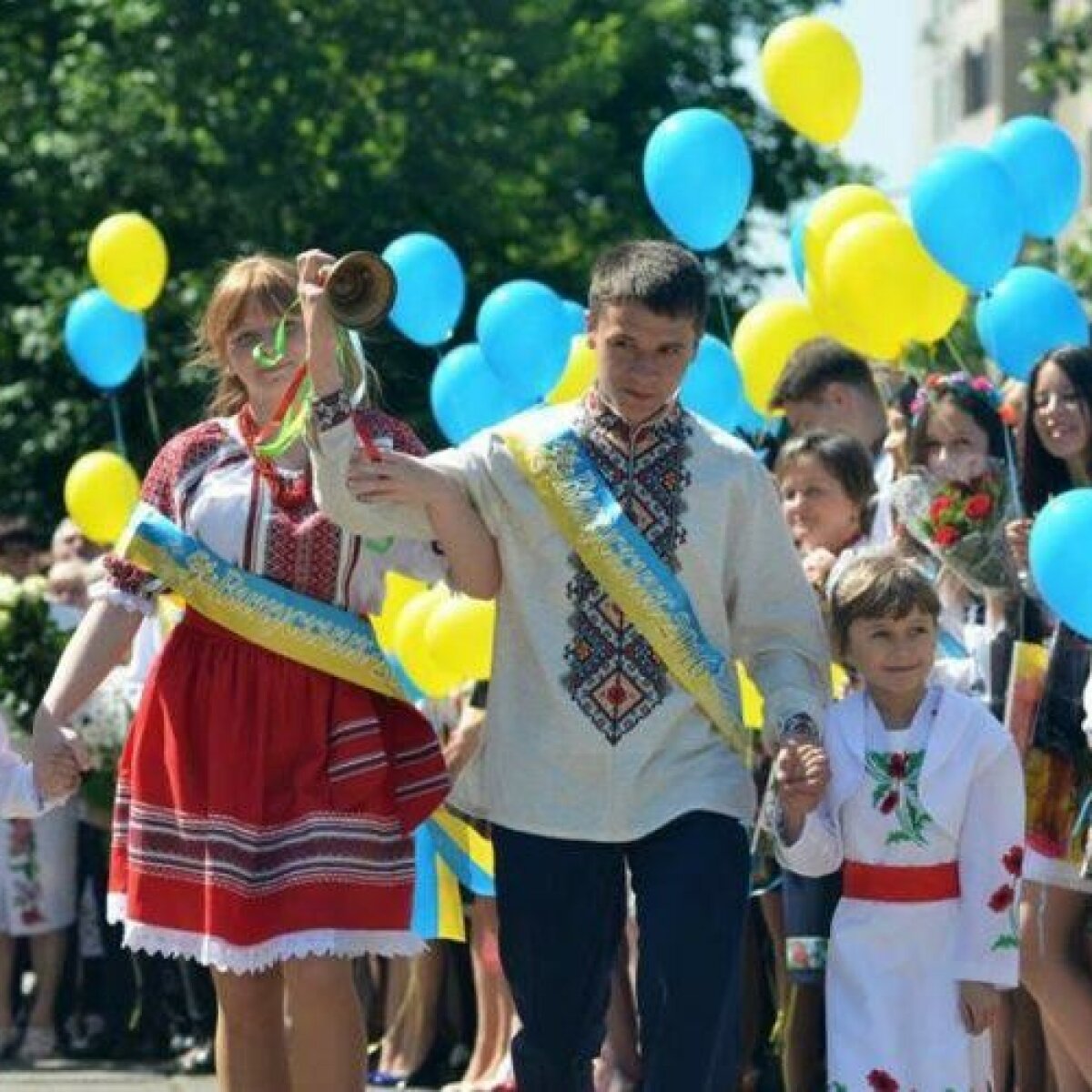 Прикольные поздравления на последний звонок