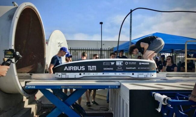 Hyperloop в Україні: соцмережі показали, як це буде