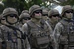 Українці зібралися на Майдані, щоб попрощатися з героєм: відео