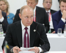 Кому Томос, а кому - термос: Путін зганьбився на вечері G20, "дід вже зовсім параноїк"