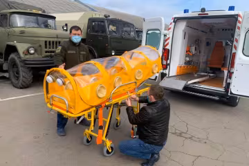 У Києві заражених українців помістять в капсули, у Кличка не бачать іншого виходу - відео