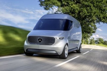 Компания Mercedes представила почтовый фургон будущего (фото)