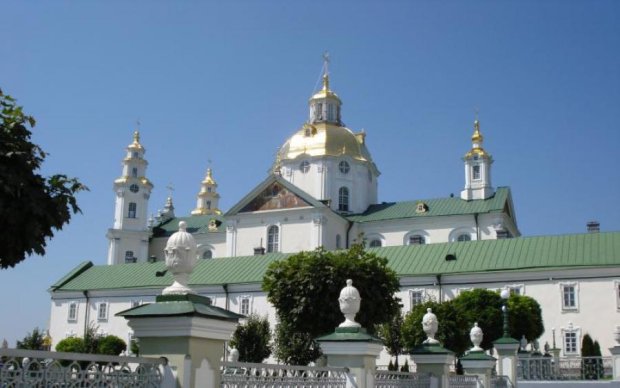 Почаевская лавра попала в очередной пророссийский скандал
