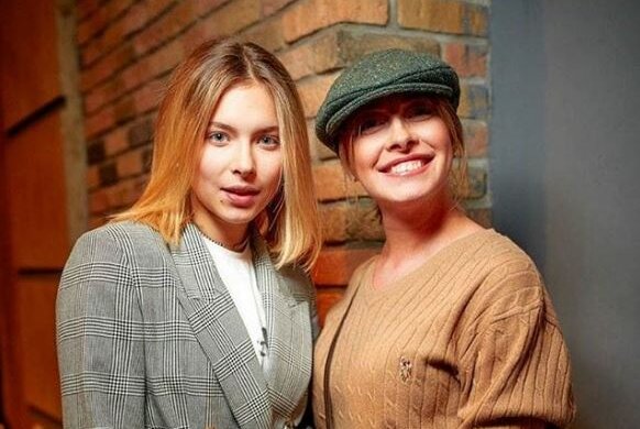 Карантинный выпускной дочери Елены Кравец: украинцы напомнили о взрослении Маши