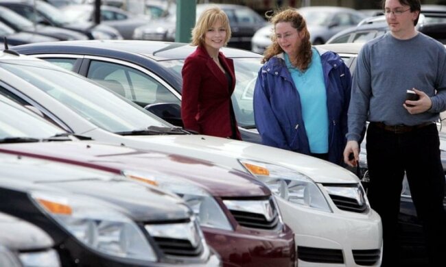 СБУ все же накрыла схему по ввозу авто из Европы