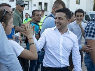 Владимир Зеленский, Facebook