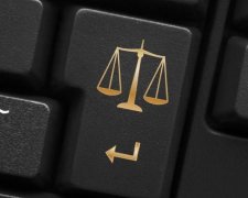 Українські суди переселять в інтернет